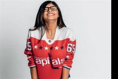 are mia khalifa tits fake|Ex